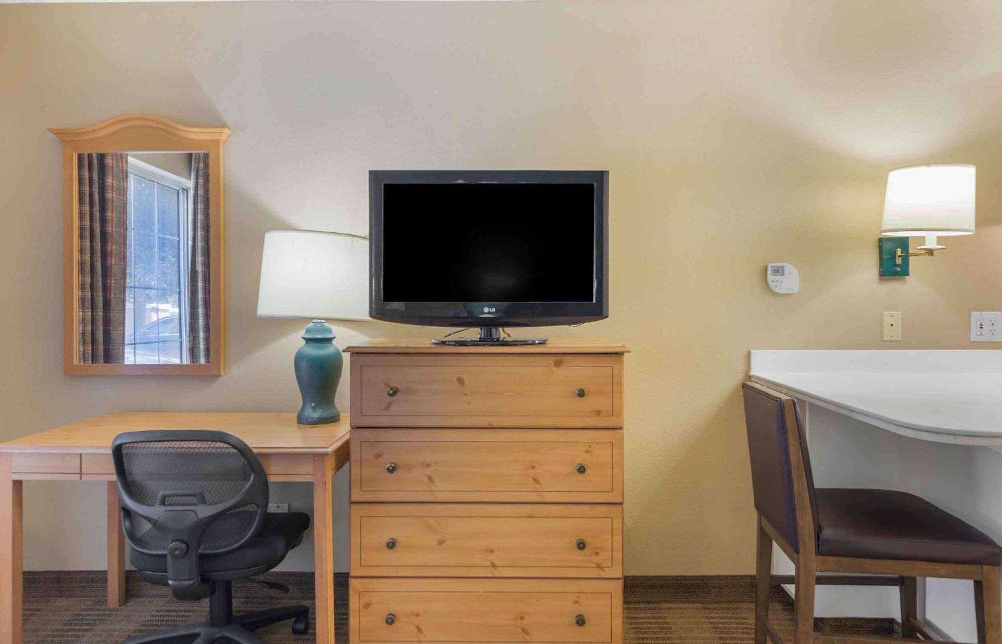Auburn Hills Extended Stay Inn Exterior photo