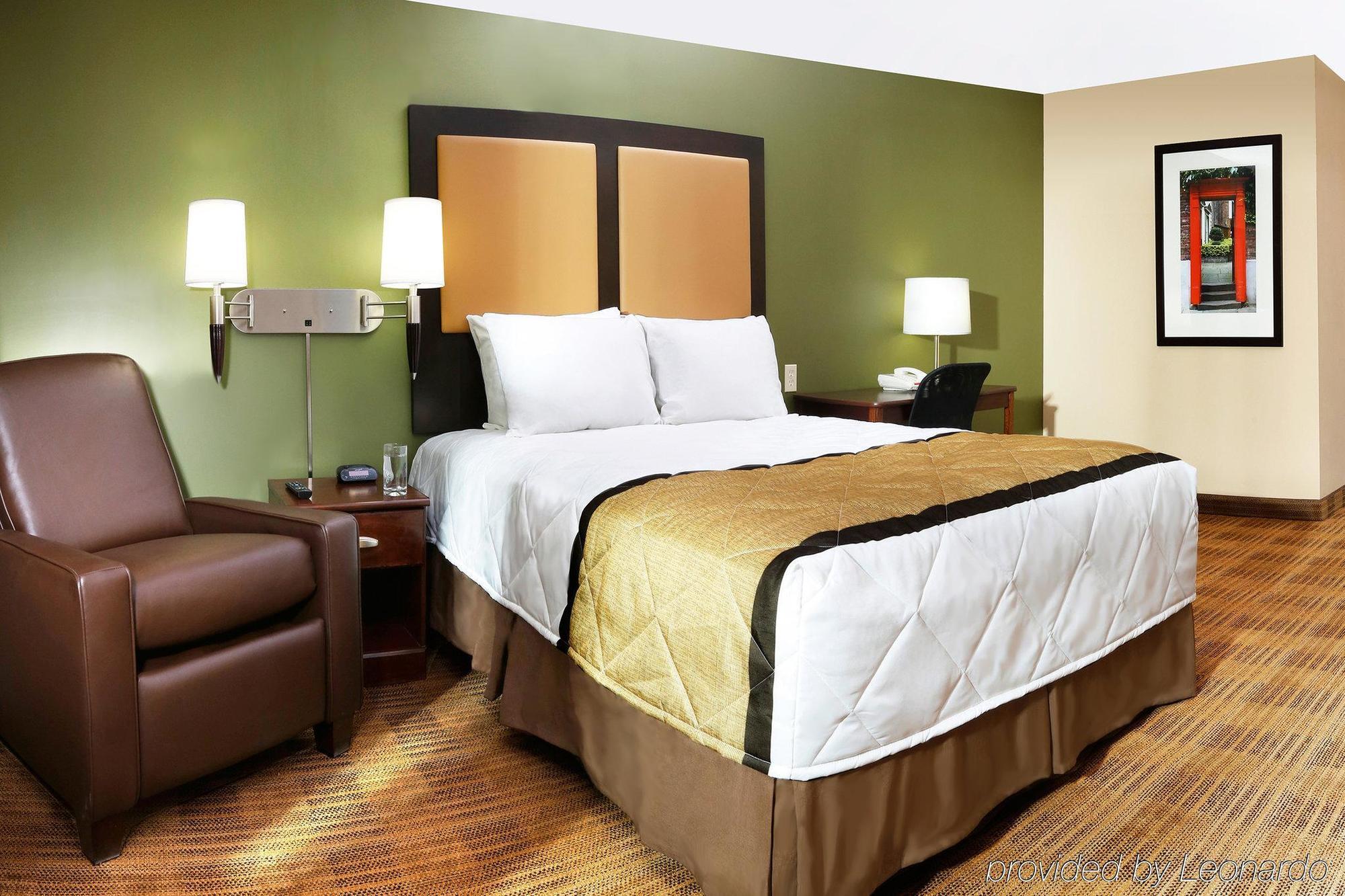 Auburn Hills Extended Stay Inn Exterior photo